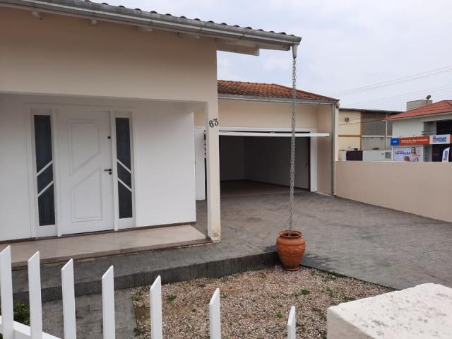 #145 - Casa para Locação em Tijucas - SC