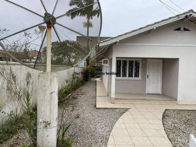 #196 - Casa para Locação em Tijucas - SC