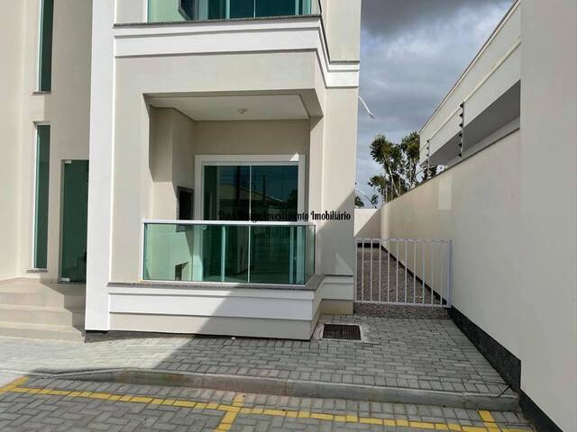 #203 - Apartamento para Venda em Tijucas - SC