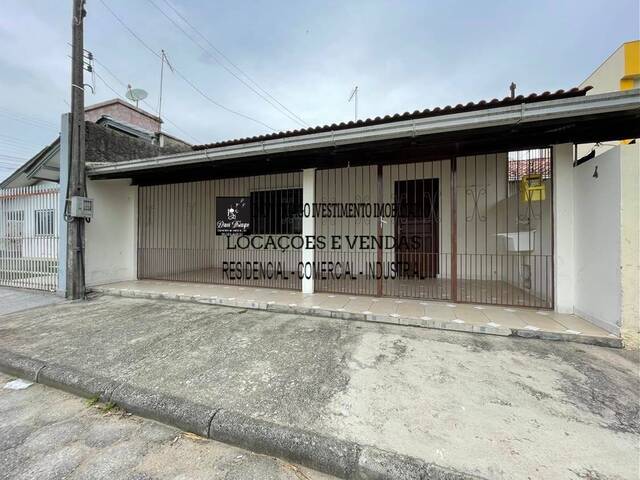#247 - Casa para Locação em Tijucas - SC