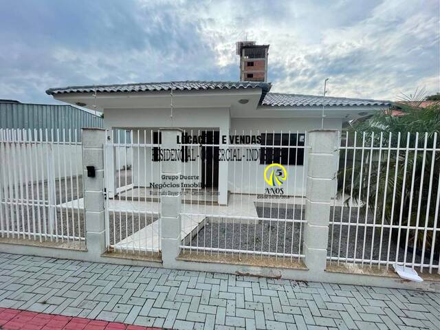 #287 - Casa para Locação em Tijucas - SC