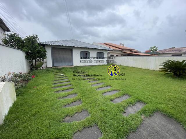 #353 - Casa para Locação em Tijucas - SC