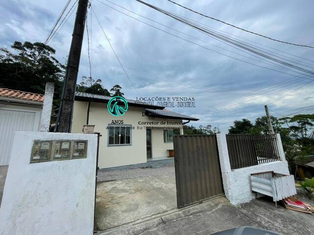 #408 - Casa para Locação em Tijucas - SC