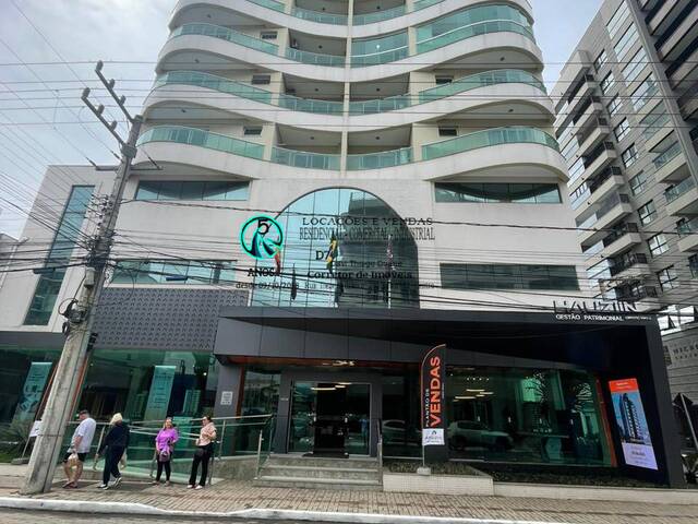 #429 - Apartamento para Locação em Navegantes - SC - 1