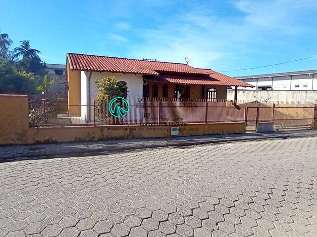 Casa para Locação em Tijucas - 2